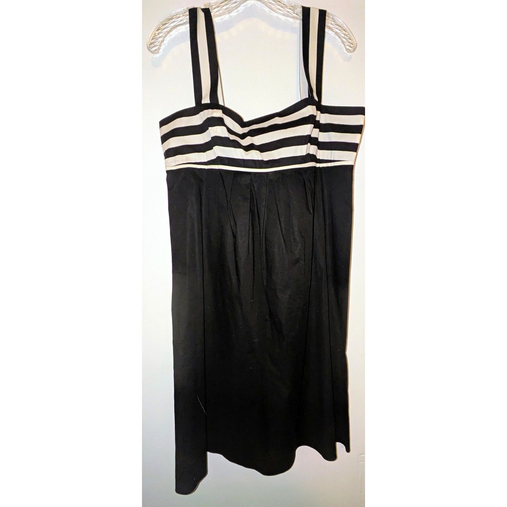 Adrianna Papell Size 14 Black/White Striped Sweetheart Sheath Knee Dress